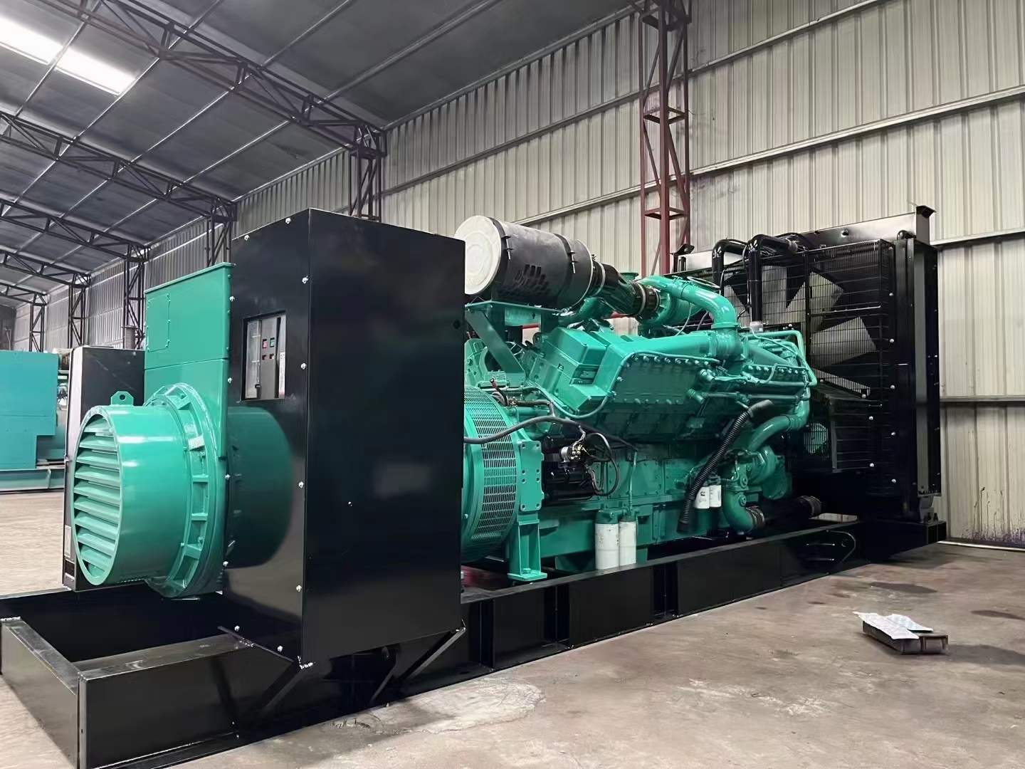 清流如何降低 800kW 柴油发电机输出电流的波动？