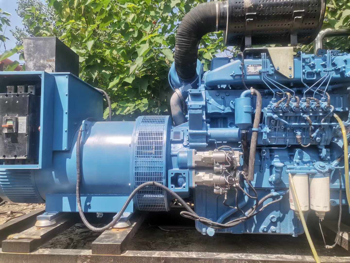 清流详细说明降低 800kW 柴油发电机输出电流波动的方法